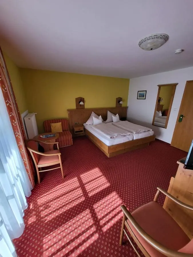 Gaestehaus Schwarz Prien am Chiemsee Guest house