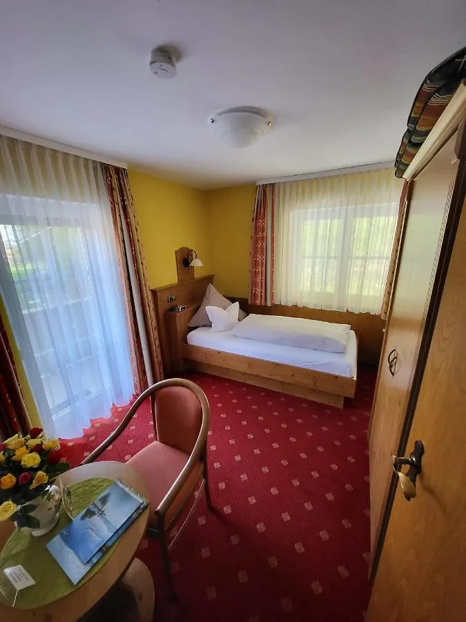 Gaestehaus Schwarz Prien am Chiemsee